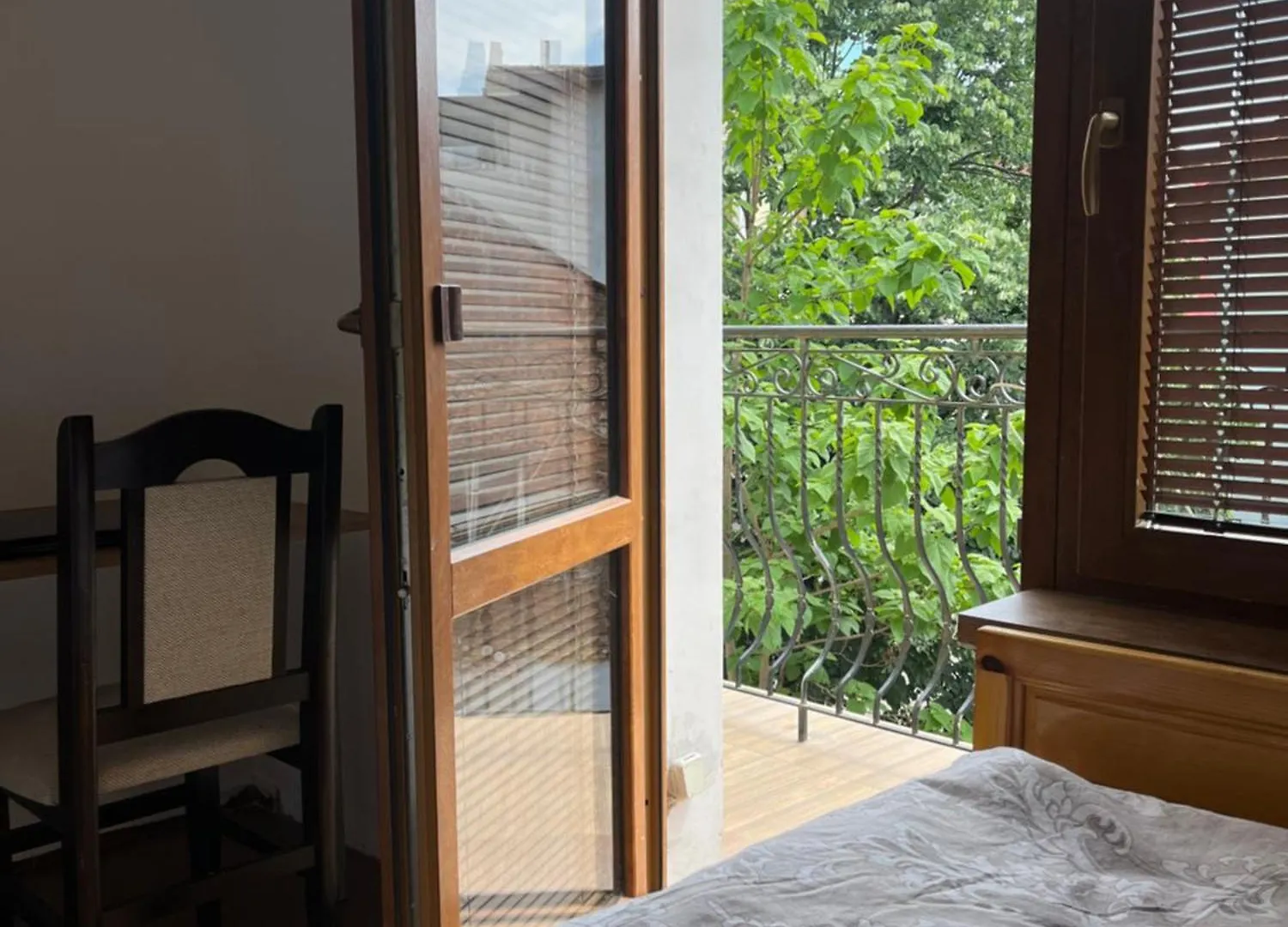 En-Suite Rooms: Novа Guesthouse In Sofia Center