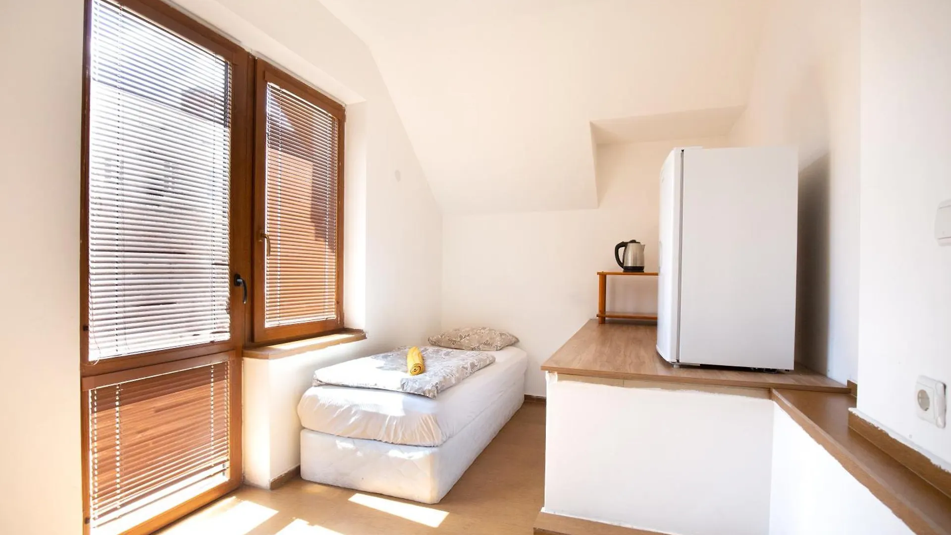 En-Suite Rooms: Novа Guesthouse In Sofia Center Bulgaria
