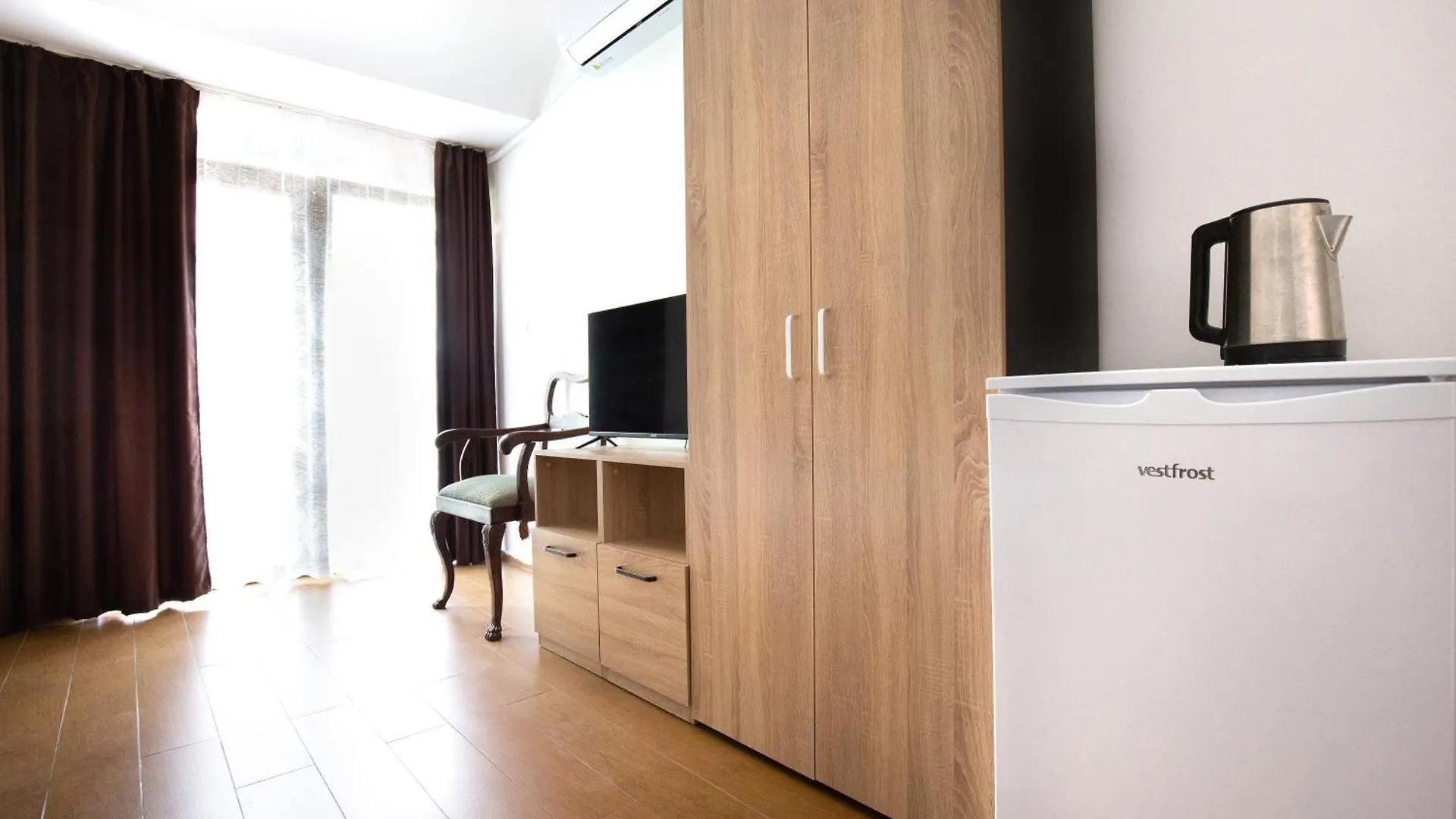 ** Pensión En-Suite Rooms: Novа Guesthouse In Sofia Center Bulgaria