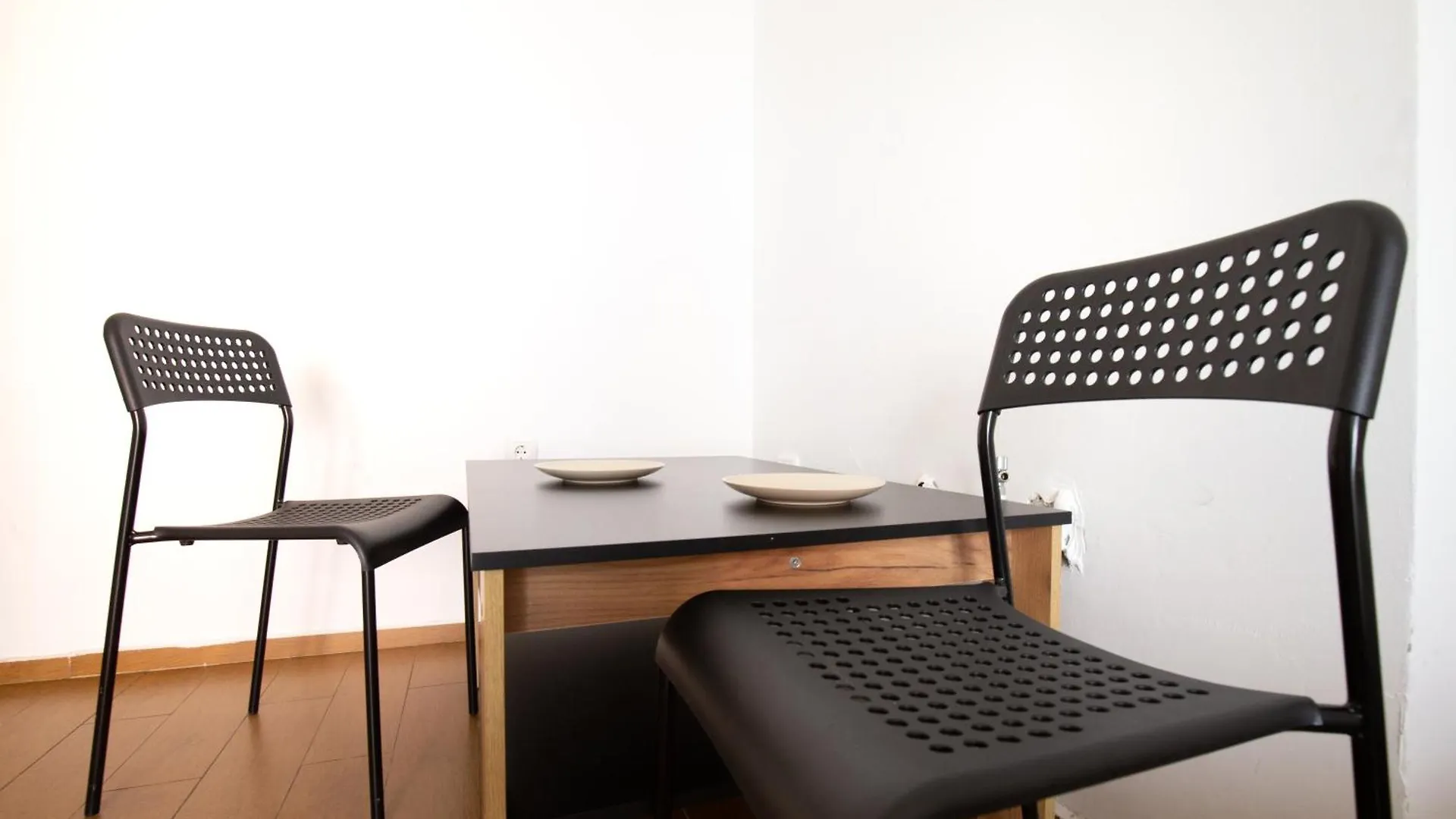 En-Suite Rooms: Novа Guesthouse In Sofia Center