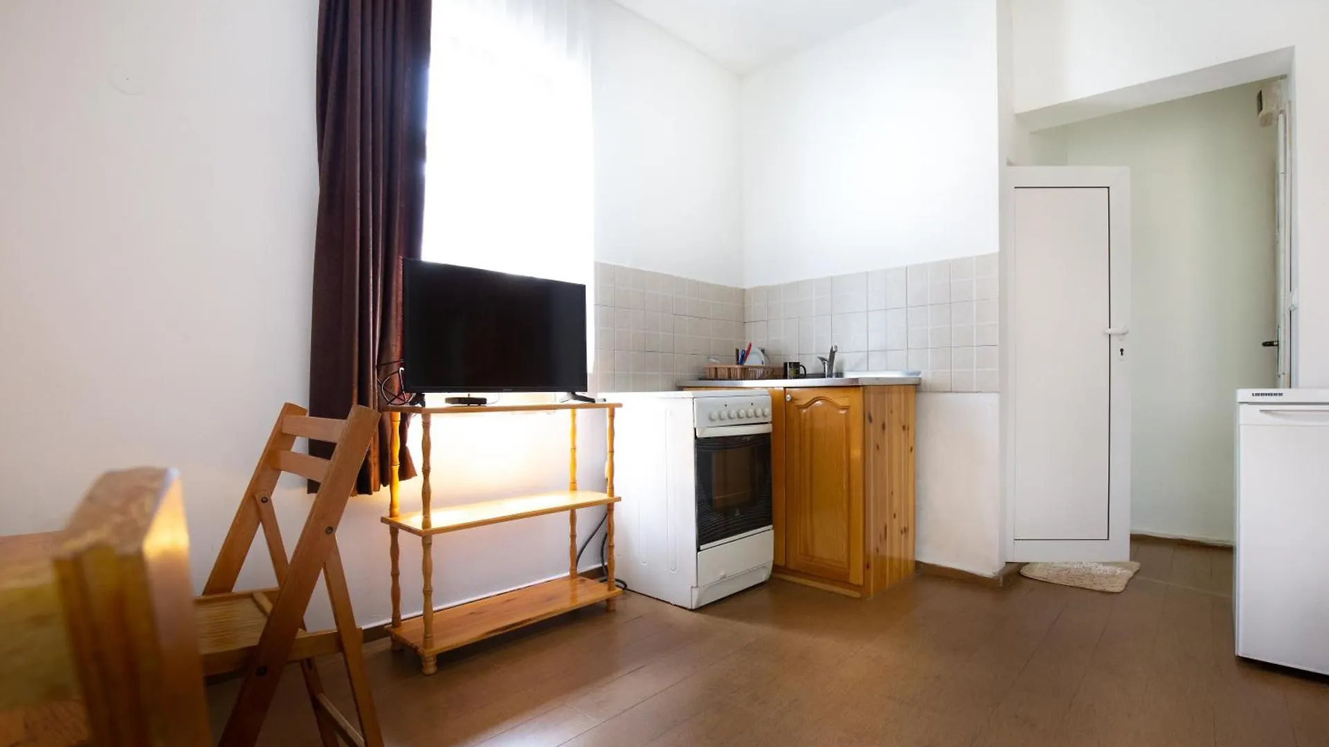 Konukevi En-Suite Rooms: Novа Guesthouse In Sofia Center